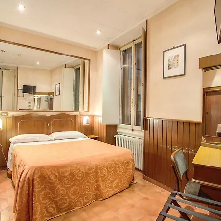 Lorena Hotel