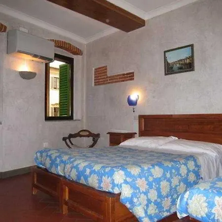 Lorena Hotel Florence