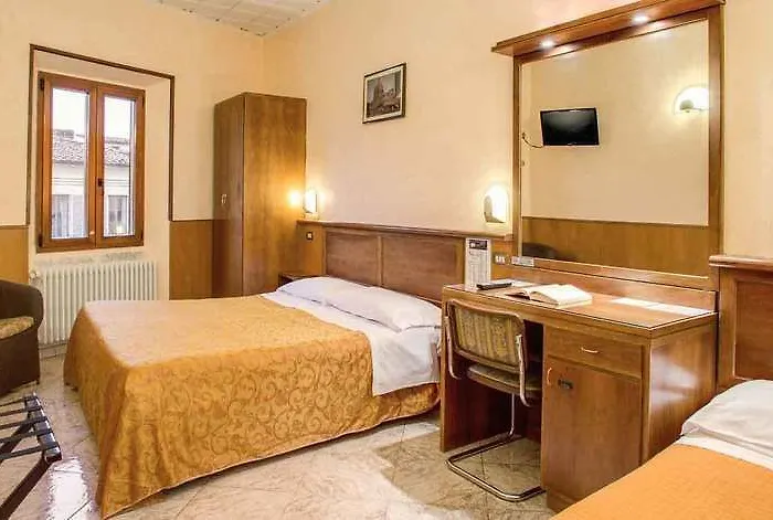 Szálloda Lorena Firenze