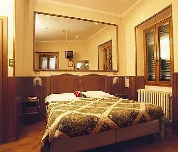 Lorena 2* Firenze