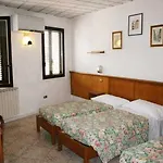 Hotel Lorena