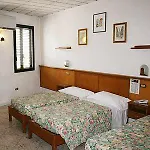 Hotel Lorena 2*